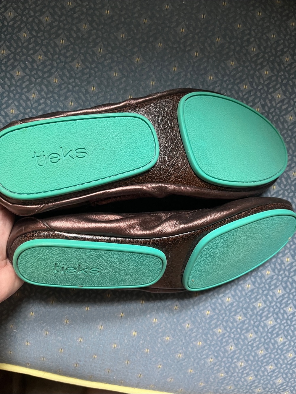 Raspberry truffle tieks - Picture 4 of 6